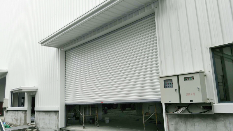 新恒（héng）邦電動（dòng）卷簾門