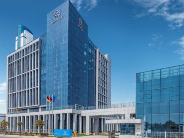 昆山新恒（héng）邦門（mén）業（yè）與蒂升電梯(中國)有限公司簽訂抗風卷（juàn）簾門供貨合同