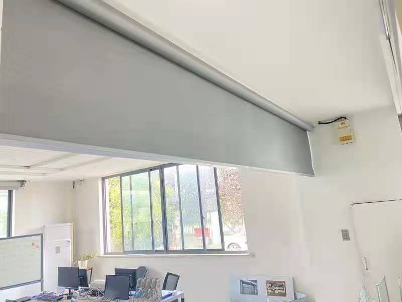 91视频官网電動擋（dǎng）煙垂壁