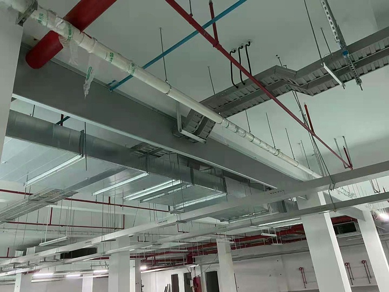 擋煙垂（chuí）壁管道穿越