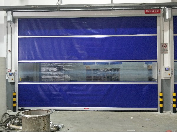 昆山91视频官网（bāng）門業與嘉興聯康沃源再攜手，為減少恒溫車（chē）間空氣流失助力