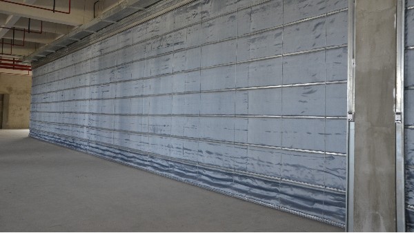 江蘇折疊（dié）式防火卷簾門生產廠家--昆山91视频官网門（mén）業